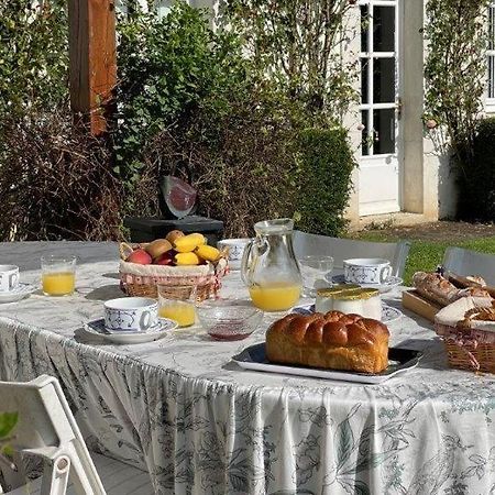 ホテル Domaine De Bel Ebat Paucourt エクステリア 写真